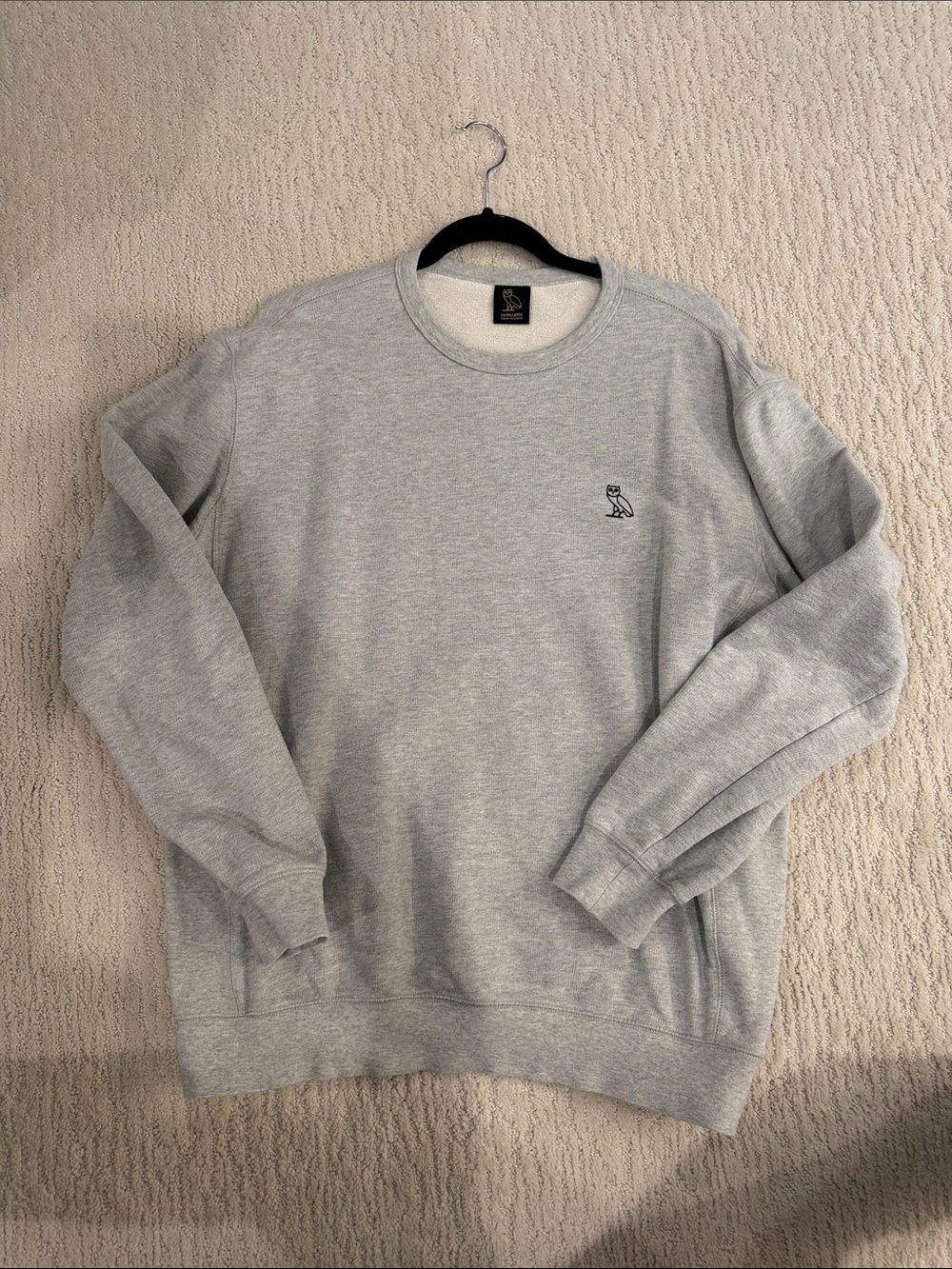 Grey Men's Crewneck Sweatshirt with Embroidered Owl Logo